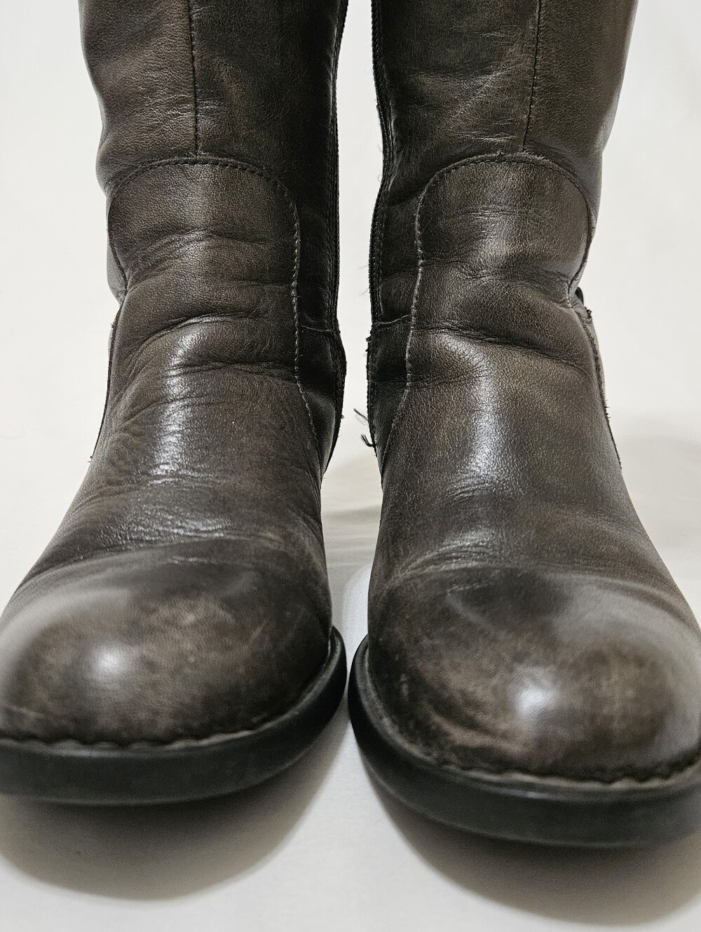 Born Distressed Gray Helen Knee High Riding Boots Womens Shoes D78660 7.5 M WC - Picture 6 of 9